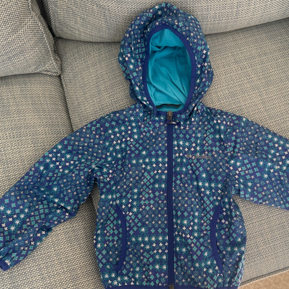 Columbia Teal and Navy Patterned Jacket